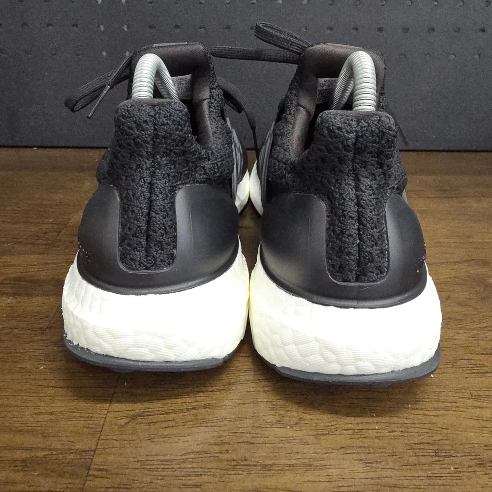 Adidas Ultraboost 5.0 DNA‎ Mens Size 7 Black Running Shoes GV8746